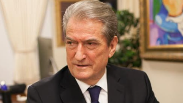 “Novisadi kundër Vuçiç”- Berisha shpërndan