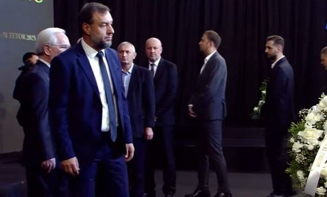 Nisin homazhet shtetërore në nderim të ish-kryeministrit Fatos