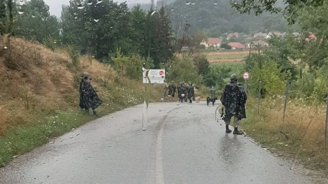 Xhandarmëria serbe hyn në territorin e Kosovës, plagos dhe