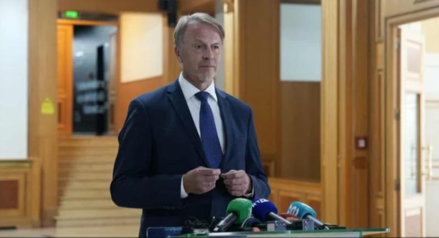 Ambasadori i BE-së në Kosovë: Shpresojmë të ketë