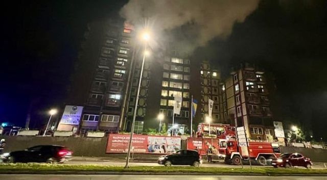 Tragjedi në Bosnje & Hercegovinë, shpërthen zjarr në