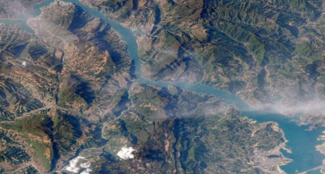 Japonia mposht Kinën, arrin mrekullinë e shndërrimit të ujit