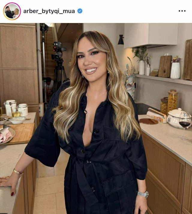 Arbër Bytyqi befason me këtë foto të Arbana Osmanit