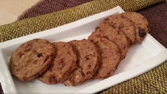 E RËNDË/ Xhaxhai i jep nipit 4-vjeçar biskota me kanabis, i