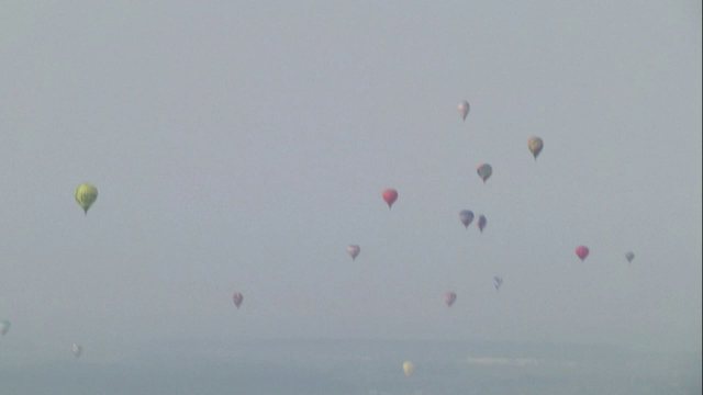 Balonat MISTERIOZE nga Bjellorusia/ ALARM mes fqinjëve e në