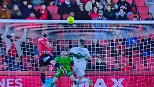 Vedat Muriqi nuk ndalet, ylli i Kosov&euml;s gjen rrjet&euml;n edhe ndaj Elches