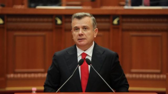 &ldquo;Lepuj, zagar&euml;&hellip;&rdquo;, Balla &ldquo;ia hedh paq&rdquo;!