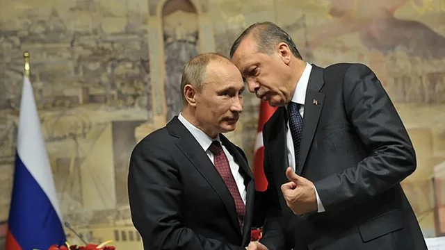 Putin "ngacmon" Erdogan! Dronët rus në qiellin turk, ja