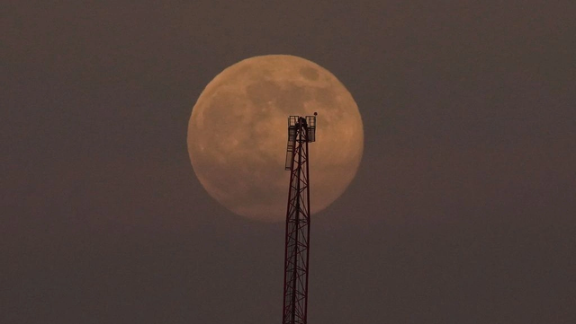 Pse H&euml;na &euml;sht&euml; gjithmon&euml; e kthyer nga Toka  n&euml; t&euml;