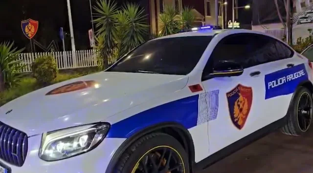 L&euml;ndohen 20 persona nga hedhja e fishekzjarr&euml;ve, 13-vje&ccedil;arja