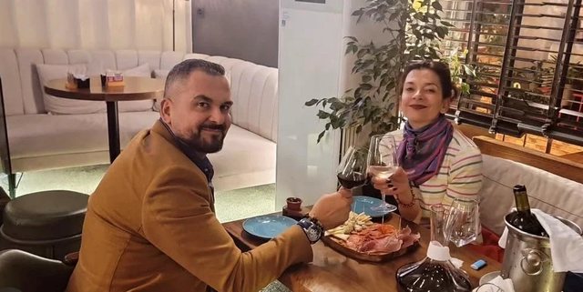 Ema Andrea humbi v&euml;llain e saj binjak, aktorja prek me postimin e