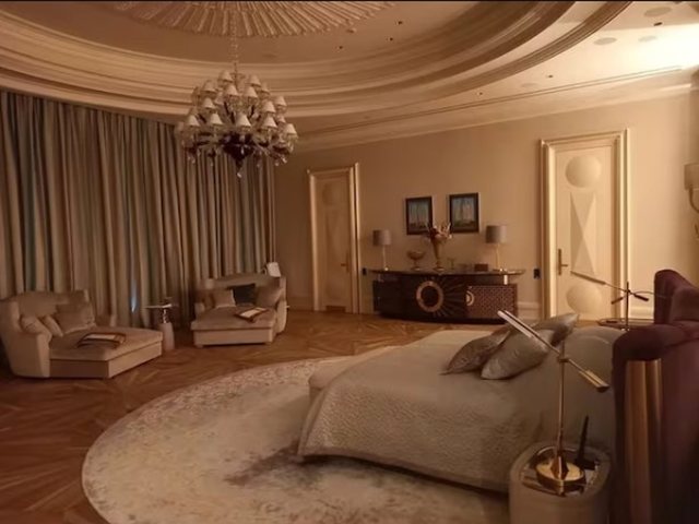 FOTO/ Me spital privat, plazh artificial dhe tualete t&euml; arta, brenda