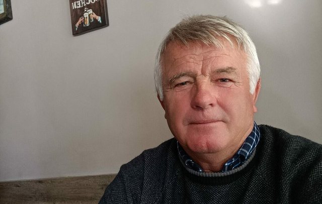 P&euml;rdhunoi dhe la shtatz&euml;n&euml; t&euml; mitur&euml;n 12 vje&ccedil;e,