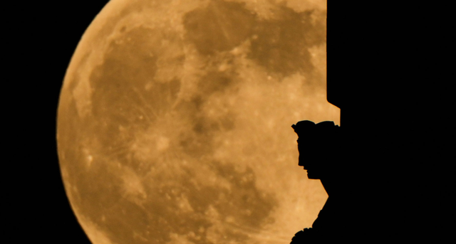 &ldquo;H&euml;na e Ujkut&rdquo;: Po vjen h&euml;na e par&euml; e plot&euml; e