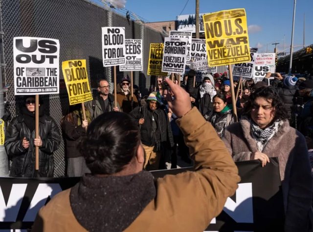 Pes&euml; qeveri t&euml; majta t&euml; Amerik&euml;s Latine dhe Spanja