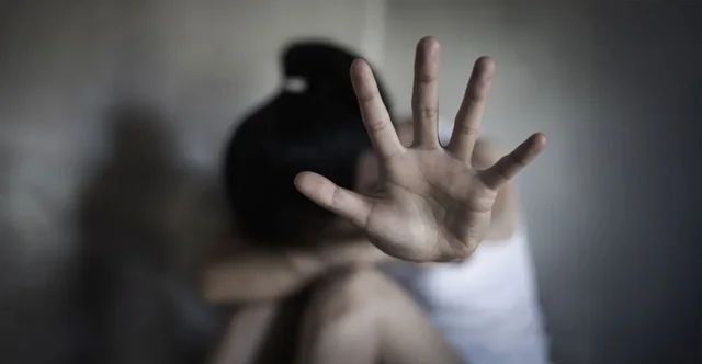 E rëndë në Kretë/ “Babai ynë përdhunoi