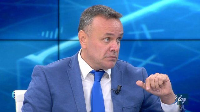 &ldquo;Transferimi i 33 t&euml; burgosurve VIP&rdquo;, Karamu&ccedil;o jep