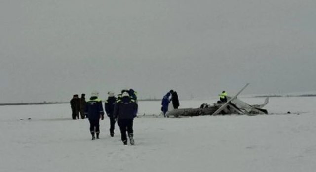 Rrëzohet një avion trainimi , raportohet për tre të vdekur