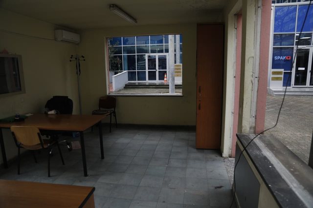 FOTO/ Ankimi i Shoqatës së Gjyqtarëve, nis rimodelimi i hyrjes