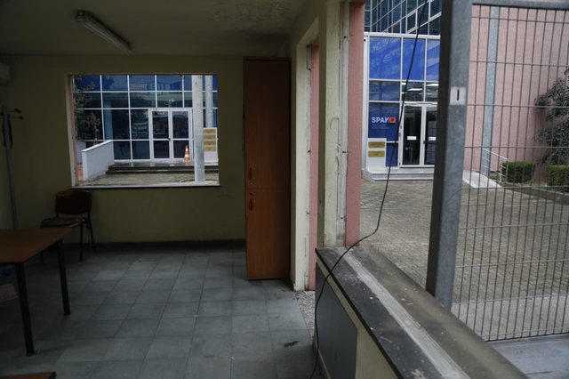 FOTO/ Ankimi i Shoqatës së Gjyqtarëve, nis rimodelimi i hyrjes