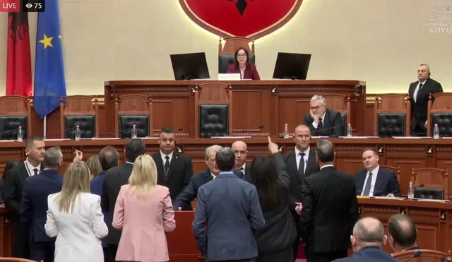 Berisha k&euml;rkon ti p&euml;rgjigjet Toni Gogut, deputet&euml;t e PD