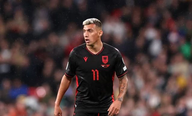 E BUJSHME/ Or&euml;t e fundit t&euml; merkatos, Myrto Uzuni k&euml;rkohet