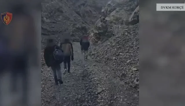 Ndihmoi 6 emigrant&euml; t&euml; kalojn&euml; ilegalisht kufirin nga Greqia