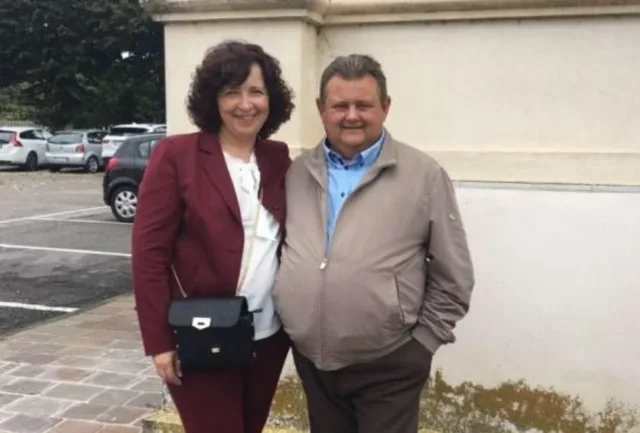 Biznesmeni italian vjen n&euml; Tiran&euml; p&euml;r t&euml; ngushtuar stomakun,