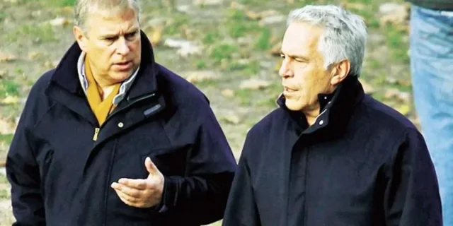 Emailet e reja hedhin drit&euml; mbi dark&euml;n e Epstein me&hellip;/