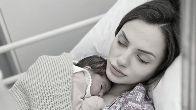 &ldquo;Faleminderit q&euml; ekziston!&rdquo;- E bija feston 1-vjetorin, Anna