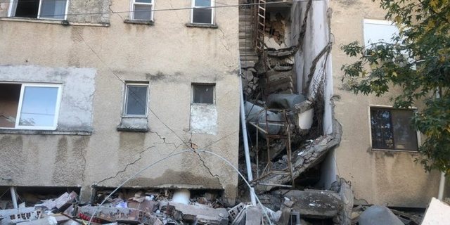 Sigurimi nga t&euml;rmetet e p&euml;rmbytjet, si do t&euml; funksionoj&euml;