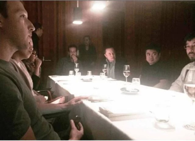 &ldquo;Dark&euml; e &ccedil;mendur&rdquo;/ Epstein dhe lidhjet me personazhe