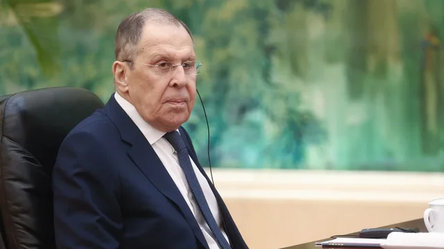 Lavrov skeptik ndaj presionit t&euml; Trumpit: Paqja n&euml; Ukrain&euml; ende