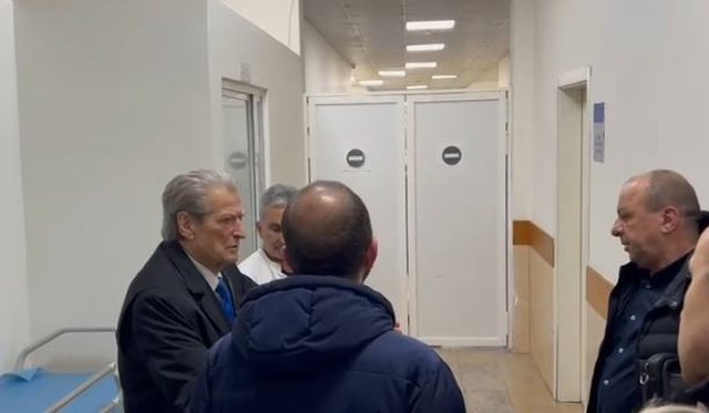 "Polic&euml;t u soll&euml;n si BISHA!"/ Nallbati te Trauma, Berisha