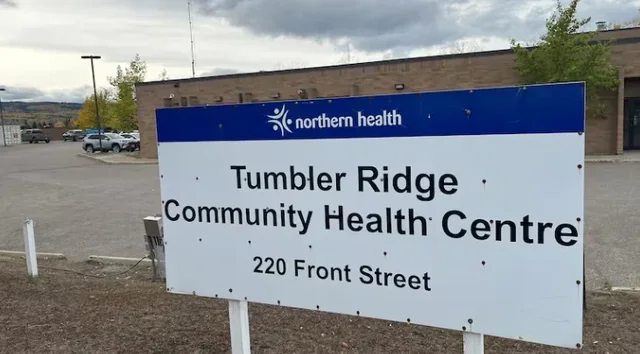 Masak&euml;r n&euml; nj&euml; shkoll&euml; n&euml; Kanada, 10 t&euml; vdekur dhe