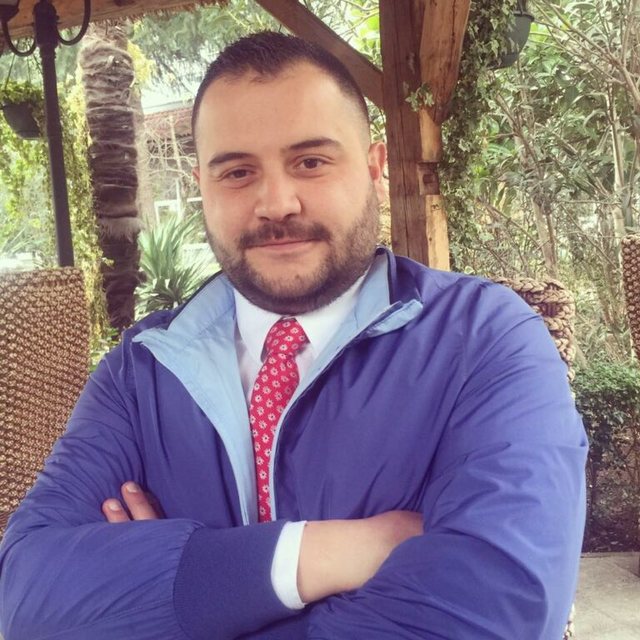 Akuzohet p&euml;r gjob&euml;v&euml;nie ndaj nj&euml; zyrtari, arrestohet