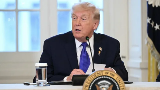 Trump rr&euml;zon politik&euml;n klimatike, anulon vendimin p&euml;r gazrat