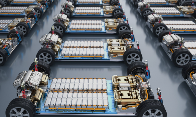 Fillon prodhimi masiv i baterisë së parë me jon natriumi për