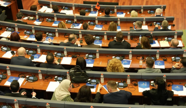 Kuvendi i Kosov&euml;s ratifikon marr&euml;veshjet nd&euml;rkomb&euml;tare