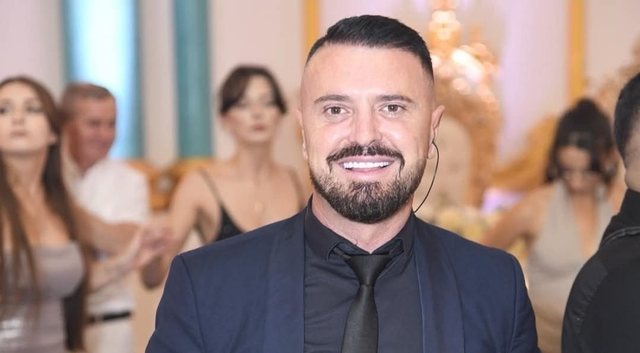 “Dolën fjalët e Limit”: Labinot Rexha akuzon produksionin