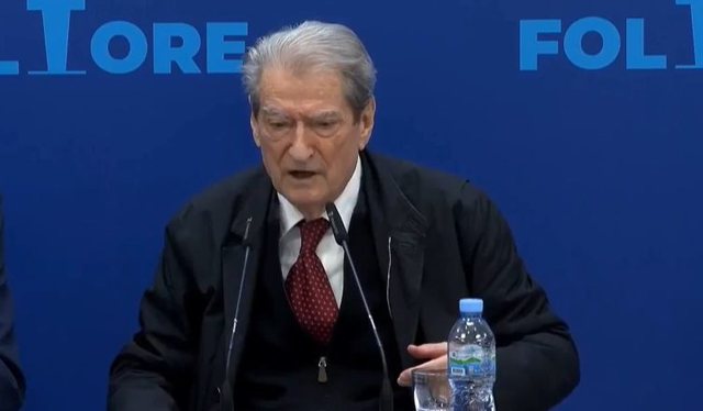 Berisha: D&euml;noj vizit&euml;n e Edi Ram&euml;s n&euml; Kosov&euml;