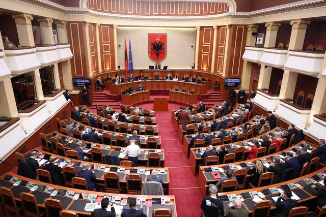 Kuvendi miraton 4 an&euml;tar&euml;t e rinj t&euml; K&euml;shillit