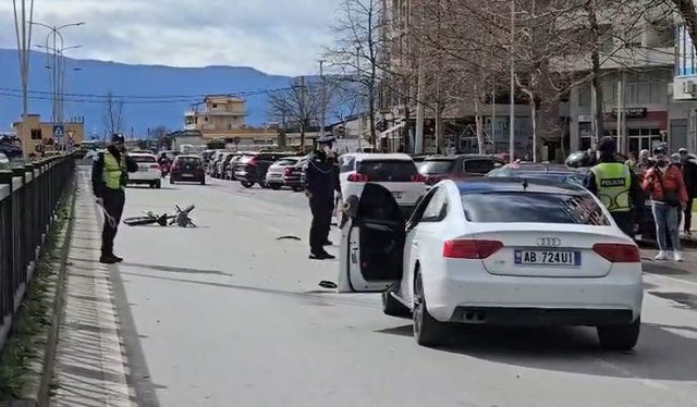 “Audi” përplas biçikletën në Vlorë,