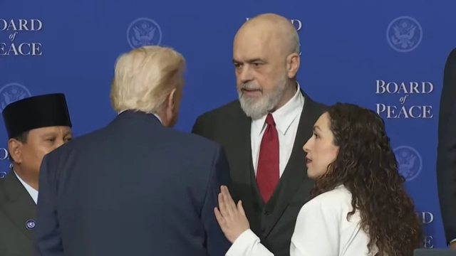 Takimi me Trump, Vjosa Osmani zbardh diskutimet me Presidentin e SHBA