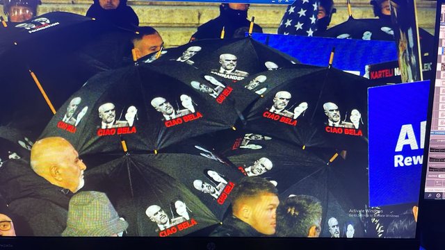 FOTO/ Çadrat me simbolikën e veçantë në