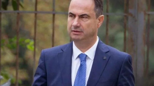 L&euml;ndohet Lu&ccedil;iano Bo&ccedil;i, deputeti i PD-s&euml; shkon n&euml;