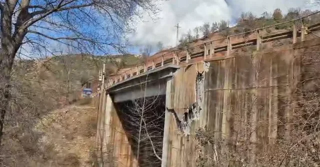 P&euml;rkeq&euml;sohet situata n&euml; Librazhd-Pogradec! &Ccedil;ahet ura dhe