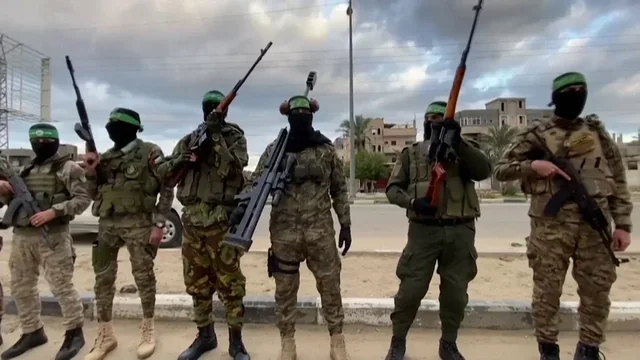 “Zbutet” Hamasi: Pranojmë forcat ndërkombëtare