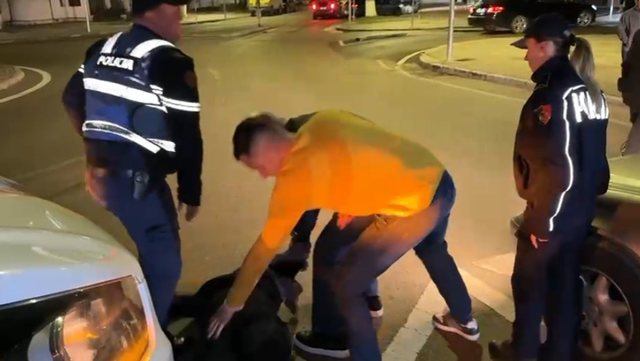 Trafiku kilometrik, policia bllokon qarkullimin n&euml; hyrje t&euml; Maliqit!
