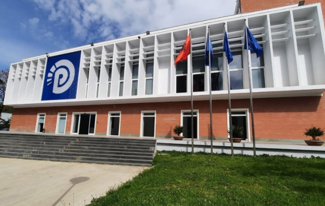 FONDET E PD-S&Euml; N&Euml;N LUP&Euml;/ Auditi kontrollon parat&euml; e 11